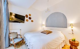 Miss Tinguett 3 Private Rooms Historic Boutique Stay With Private Sauna Central Bruges
